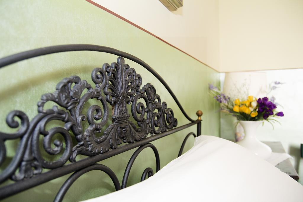 B&B Casa Carla Pinerolo Luaran gambar